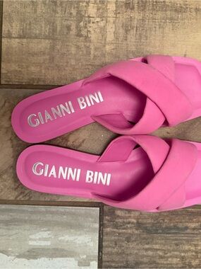 Gianni Bini Hot Pink Knotted Slide Sandals